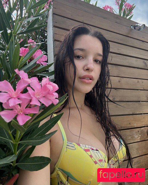 Solllomia Nude Onlyfans Photo 7