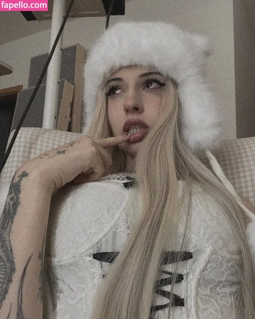 Emilylovexxx Onlyfans Photo Gallery 