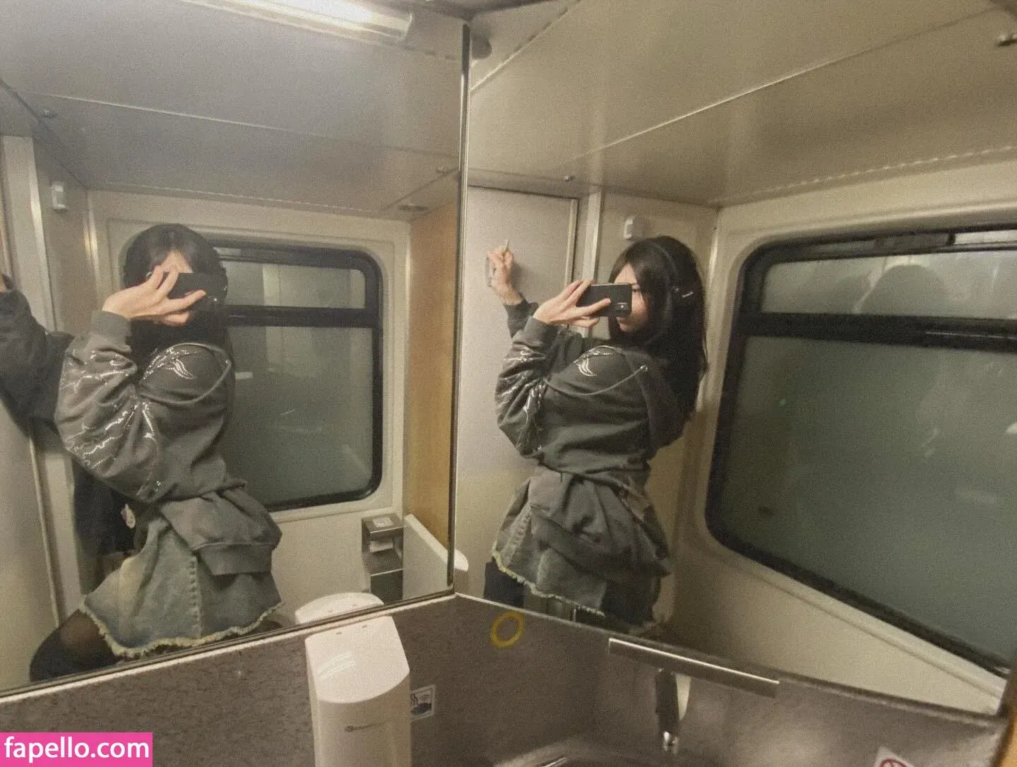 Emilylovexxx Onlyfans Photo Gallery 