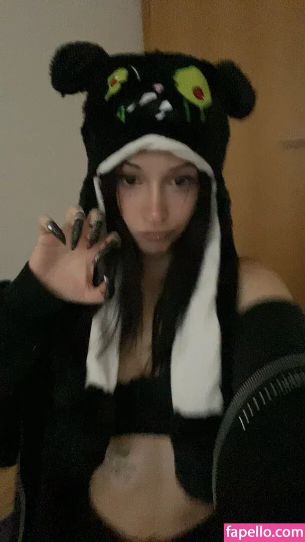 Emilylovexxx Onlyfans Photo Gallery 