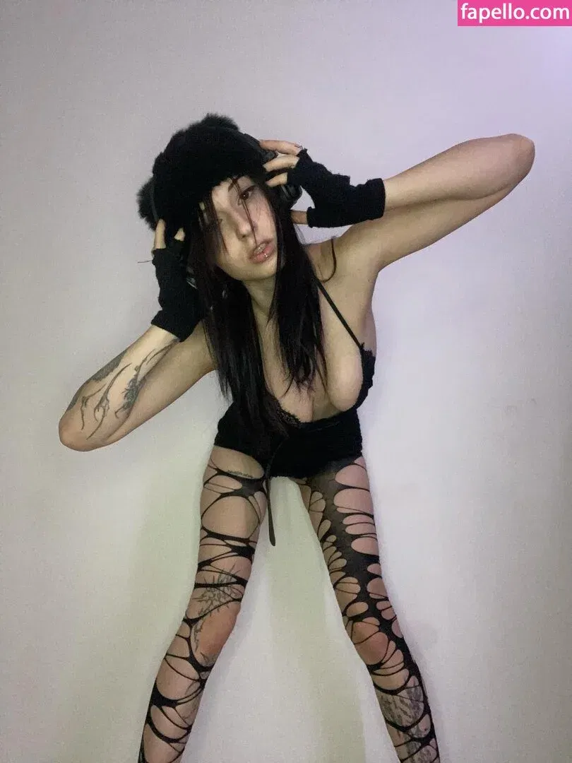 Emilylovexxx Onlyfans Photo Gallery 