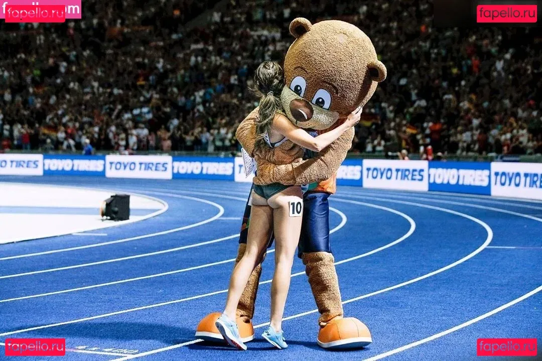 Gesa Krause Onlyfans Photo Gallery 