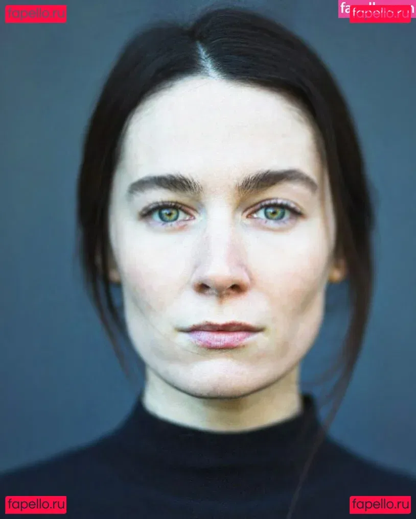 Siobhán Cullen Onlyfans Photo Gallery 