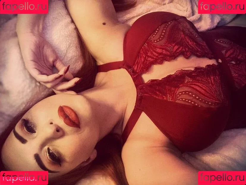 Le Curvy Kitten Onlyfans Photo Gallery 