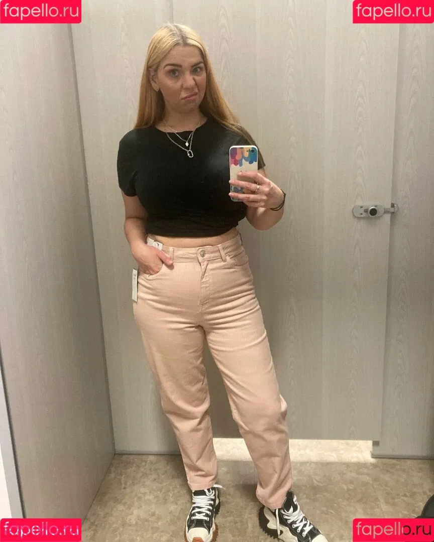 Le Curvy Kitten Onlyfans Photo Gallery 