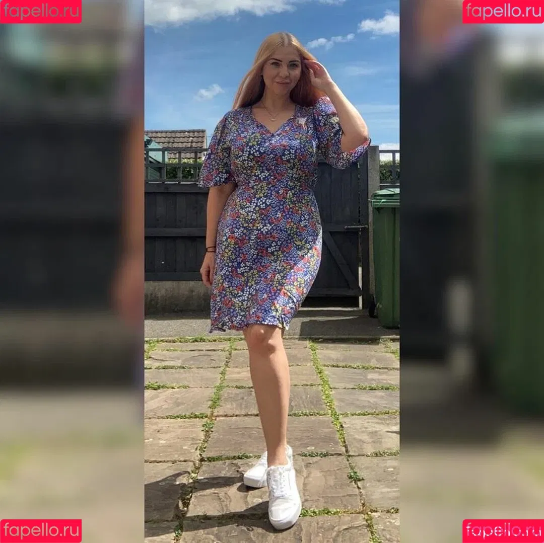 Le Curvy Kitten Onlyfans Photo Gallery 