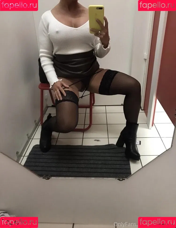 Anita Milán Onlyfans Photo Gallery 
