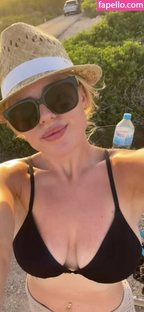 Theresa.schultheiss Onlyfans Photo Gallery 