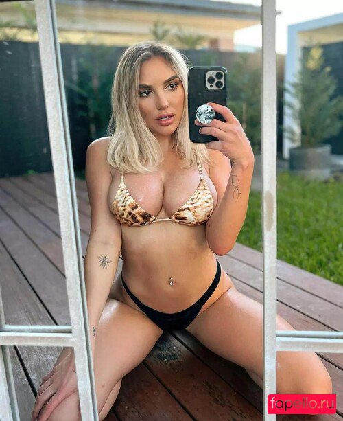 Shania Perrett Nude Onlyfans Photo 27