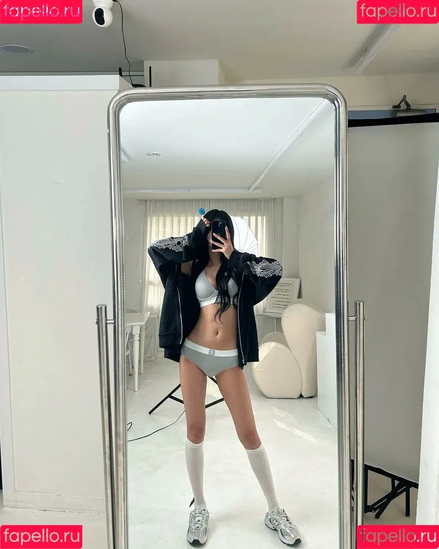 we8136 Onlyfans Photo Gallery 