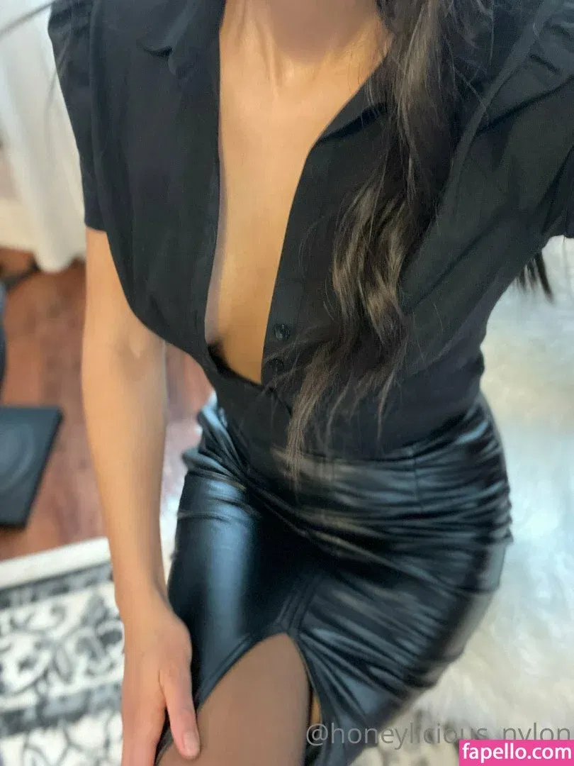 Simone Honey Onlyfans Photo Gallery 