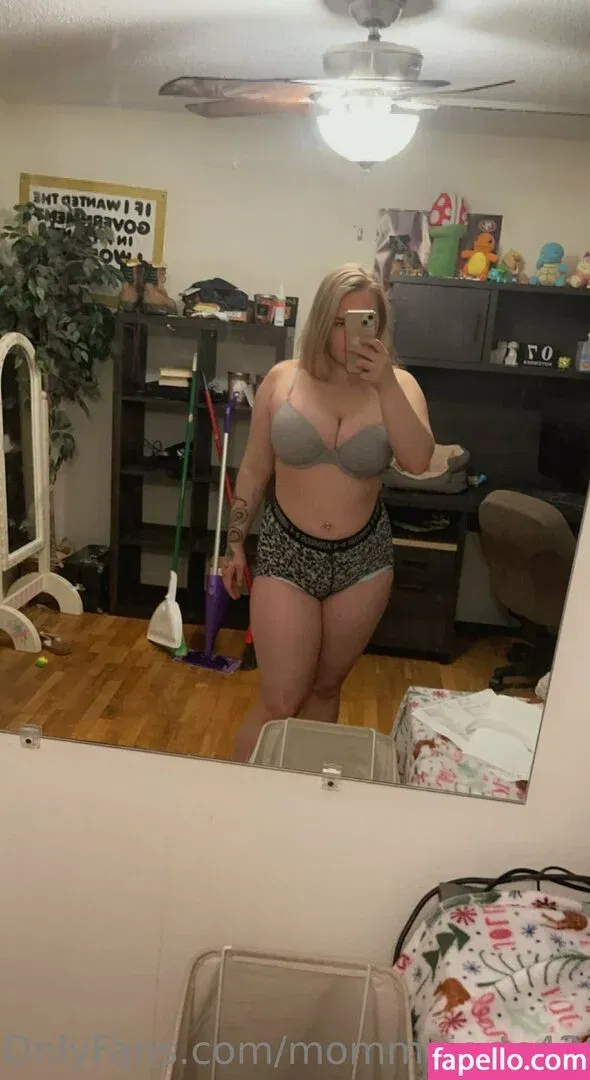 mommyjorts420 Onlyfans Photo Gallery 