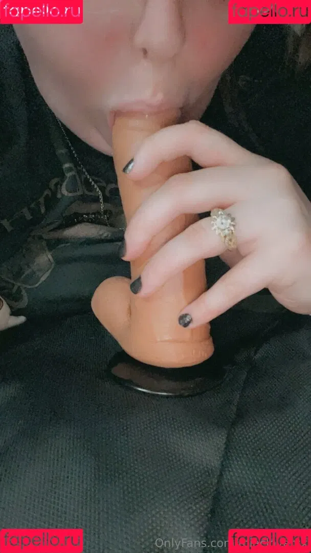 miacloverxx Onlyfans Photo Gallery 