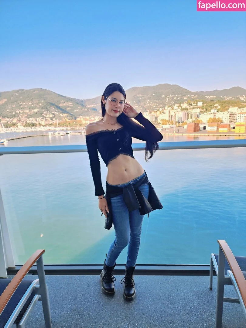 jiamian Onlyfans Photo Gallery 