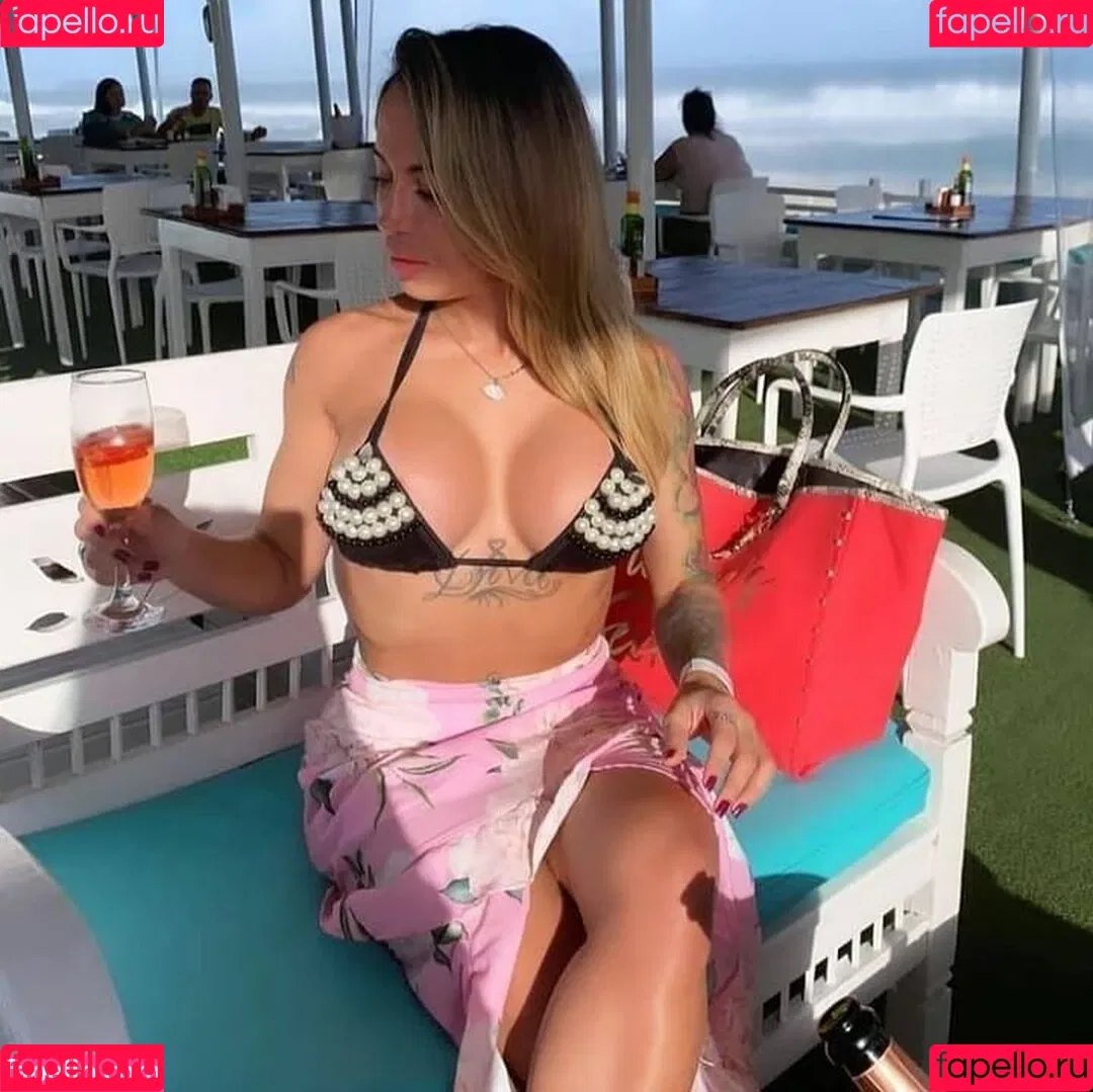 Bianca Domingues Onlyfans Photo Gallery 