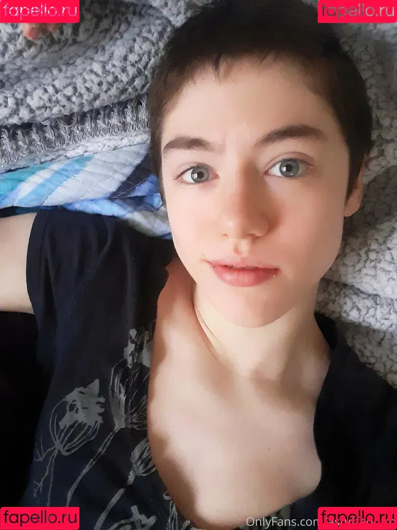 astuffedbirb Onlyfans Photo Gallery 