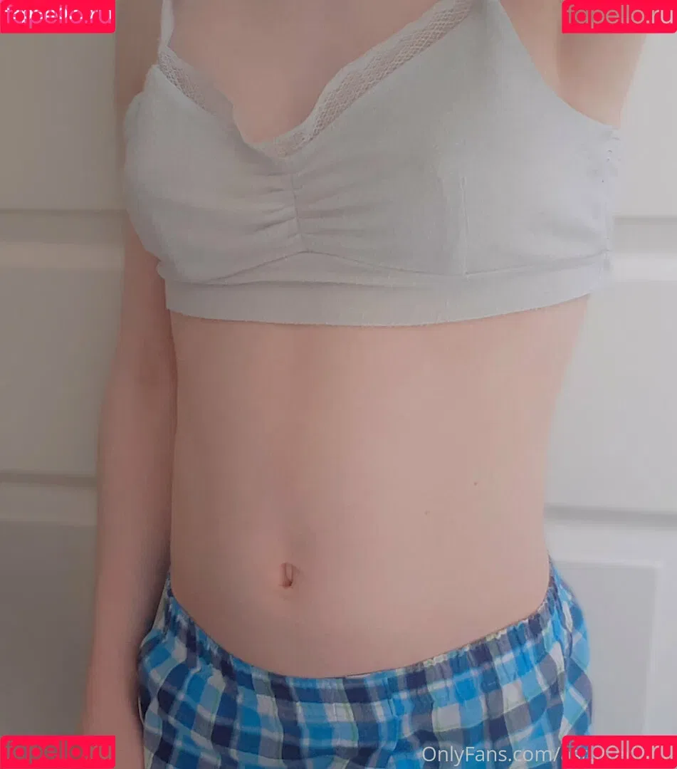 astuffedbirb Onlyfans Photo Gallery 