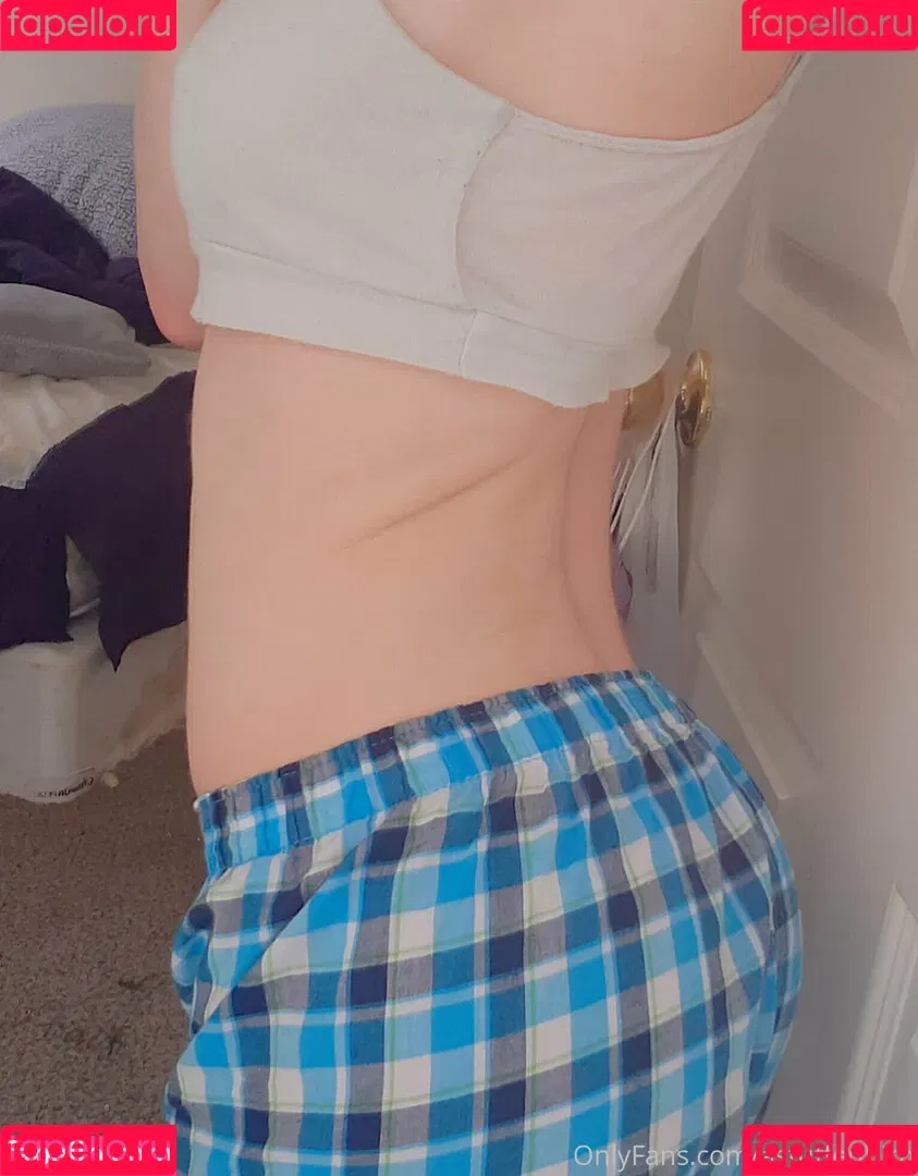 astuffedbirb Onlyfans Photo Gallery 