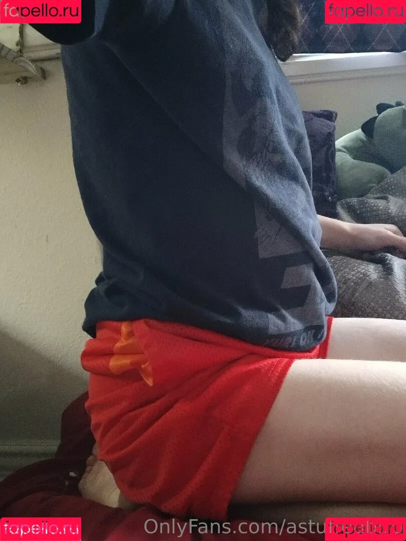 astuffedbirb Onlyfans Photo Gallery 
