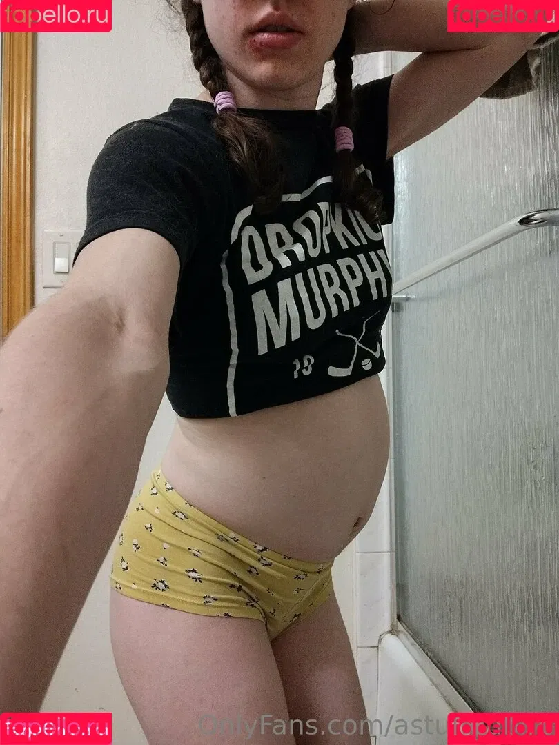 astuffedbirb Onlyfans Photo Gallery 