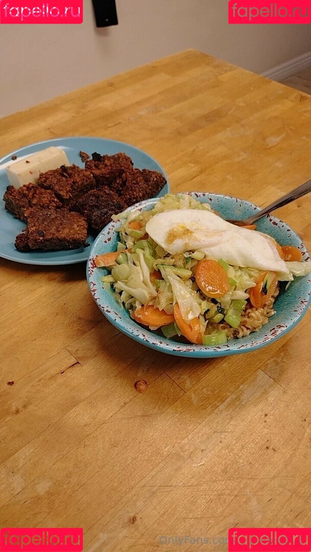 astuffedbirb Onlyfans Photo Gallery 