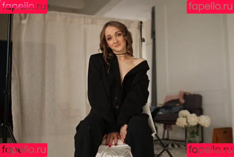 Lina Maries Photo Shooting Onlyfans Photo Gallery 