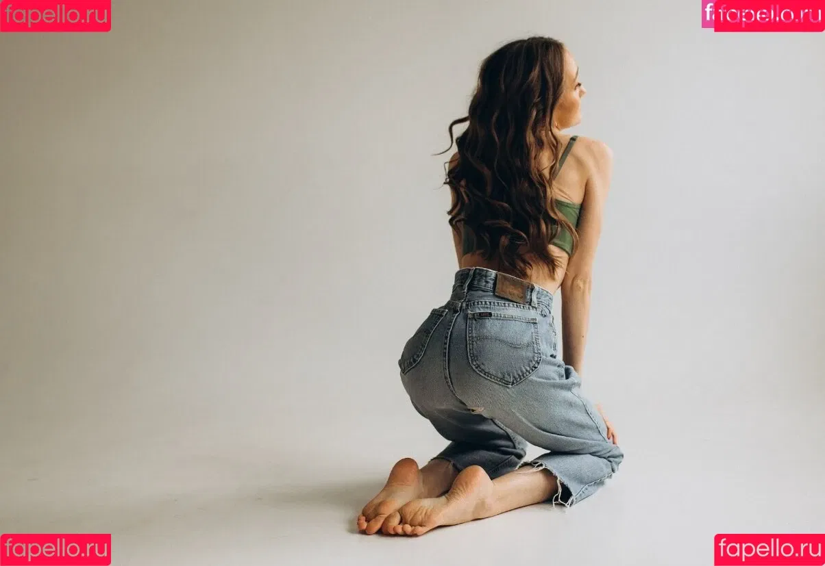 Lina Maries Photo Shooting Onlyfans Photo Gallery 