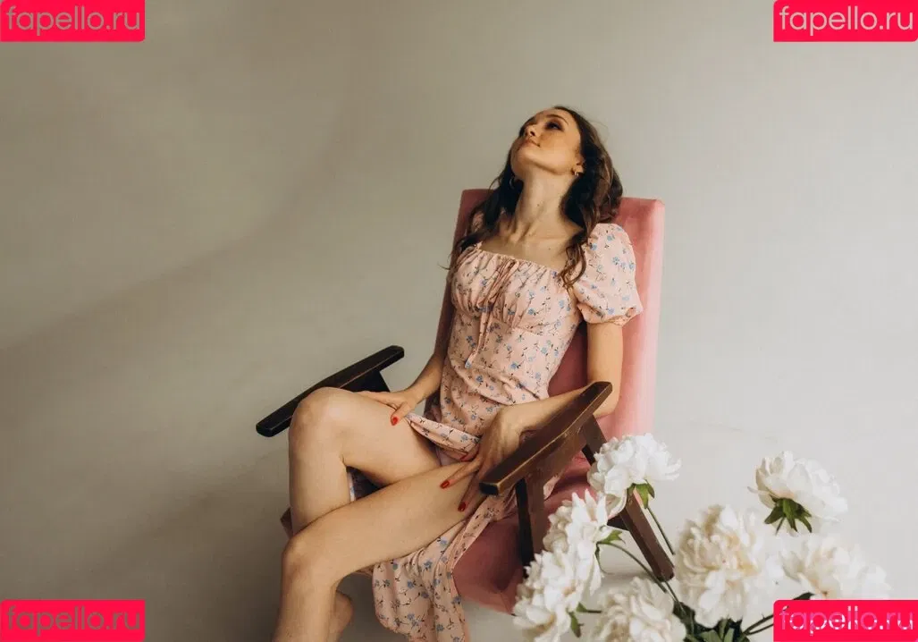 Lina Maries Photo Shooting Onlyfans Photo Gallery 
