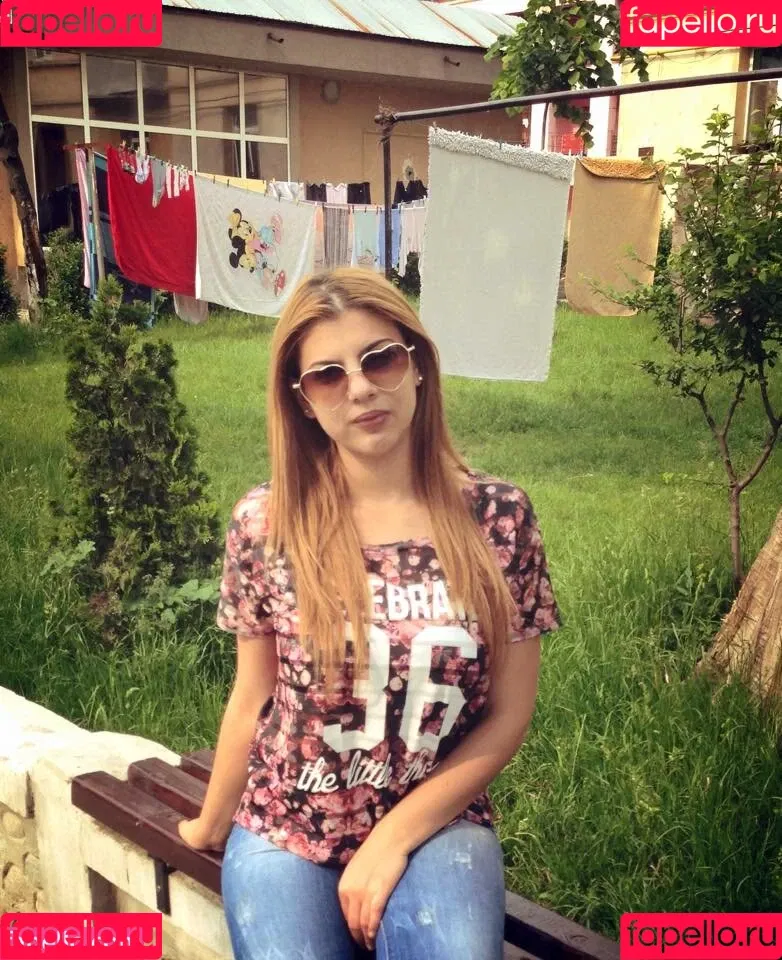 Roberta Ptru Onlyfans Photo Gallery 