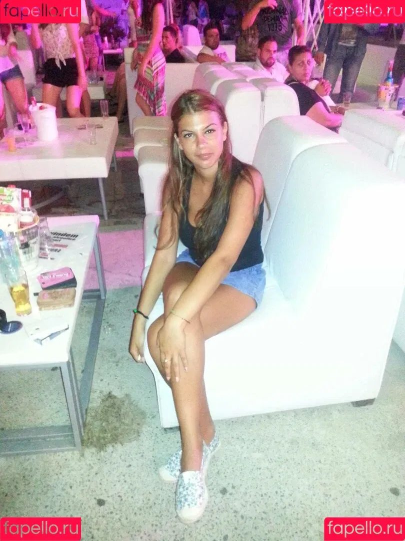 Roberta Ptru Onlyfans Photo Gallery 