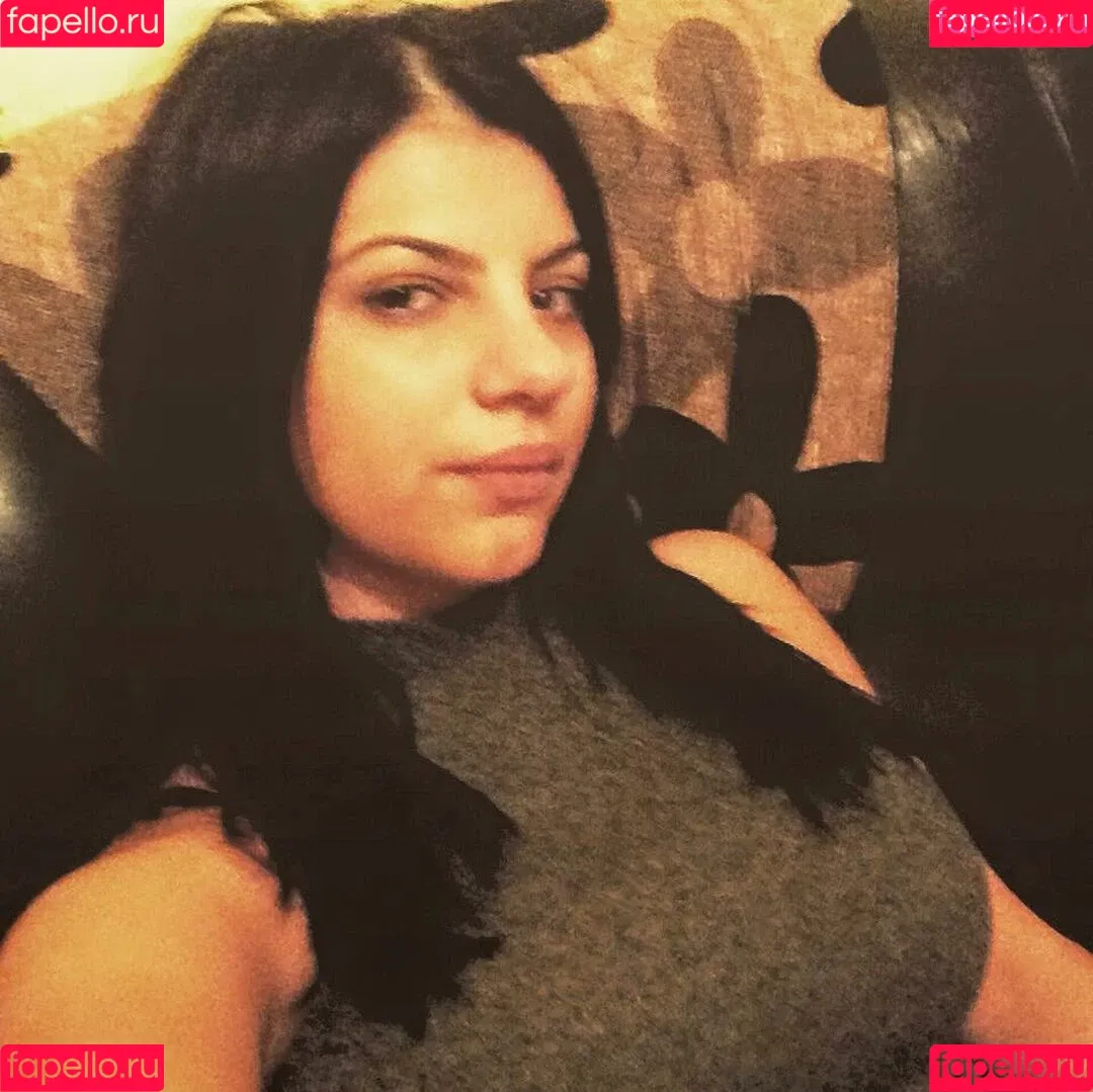 Roberta Ptru Onlyfans Photo Gallery 
