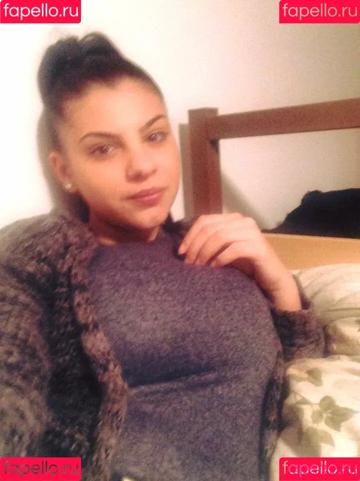 Roberta Ptru Onlyfans Photo Gallery 