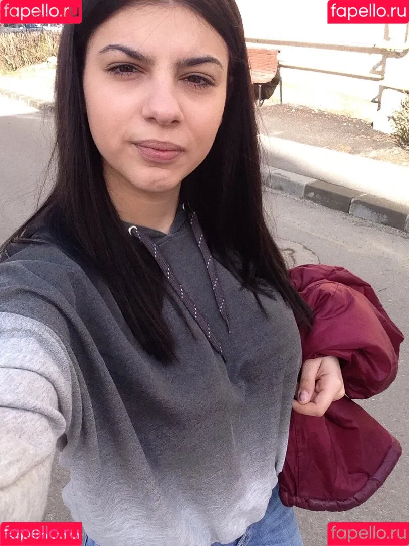 Roberta Ptru Onlyfans Photo Gallery 