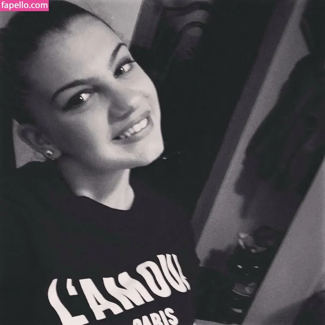 Roberta Ptru Onlyfans Photo Gallery 