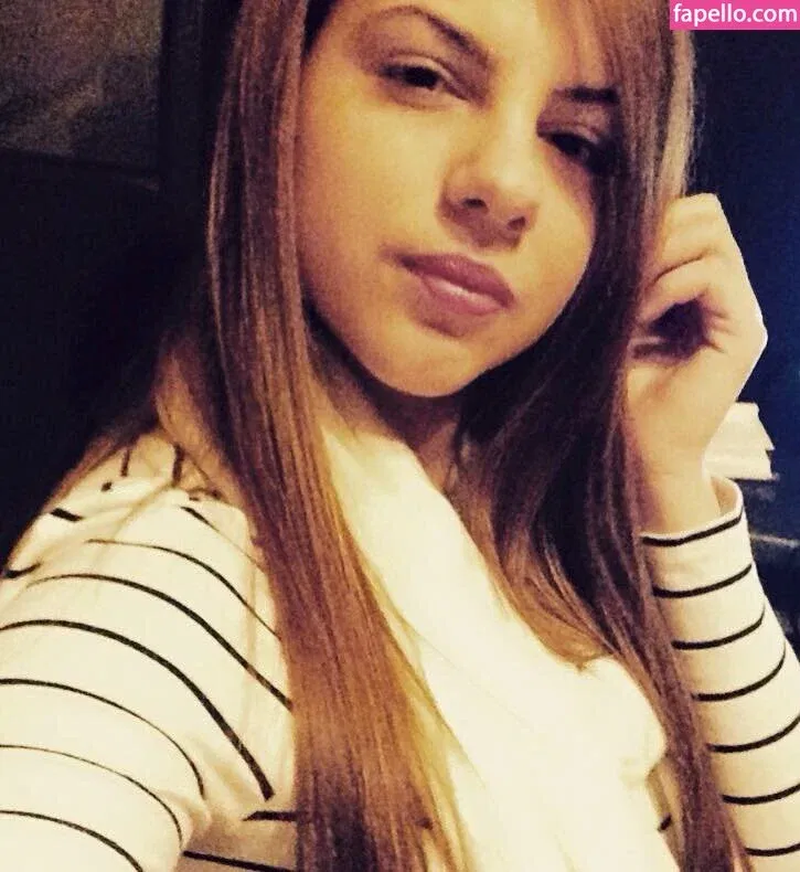 Roberta Ptru Onlyfans Photo Gallery 