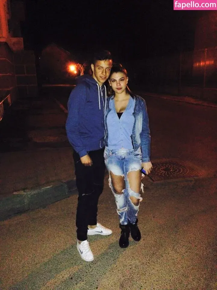 Roberta Ptru Onlyfans Photo Gallery 