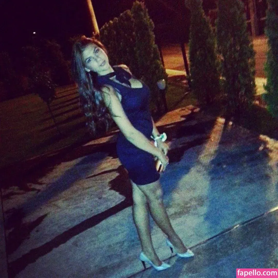 Roberta Ptru Onlyfans Photo Gallery 