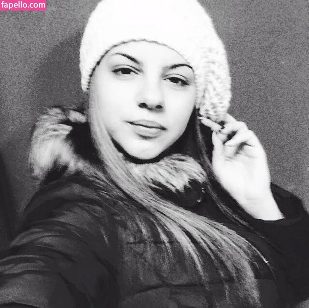 Roberta Ptru Onlyfans Photo Gallery 