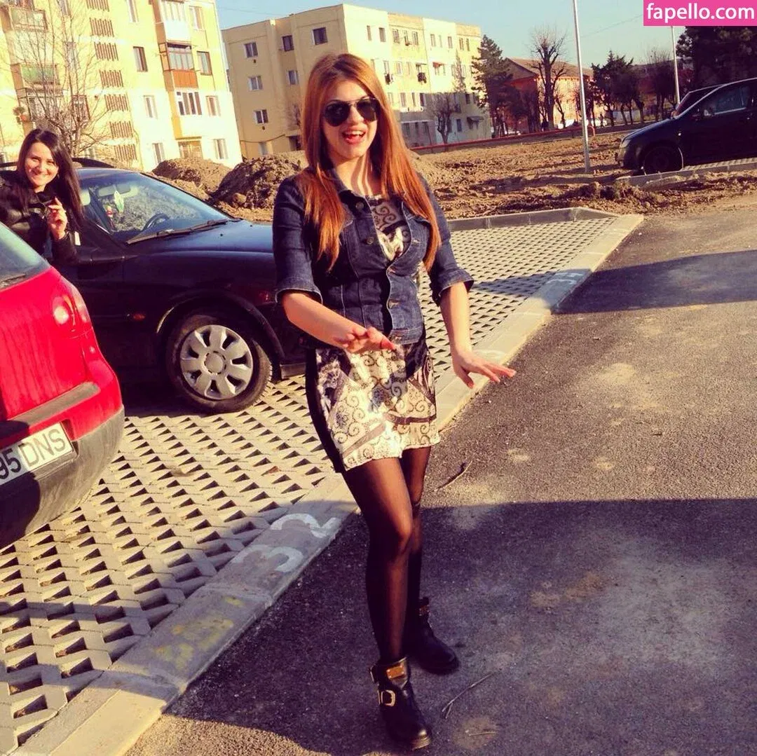 Roberta Ptru Onlyfans Photo Gallery 