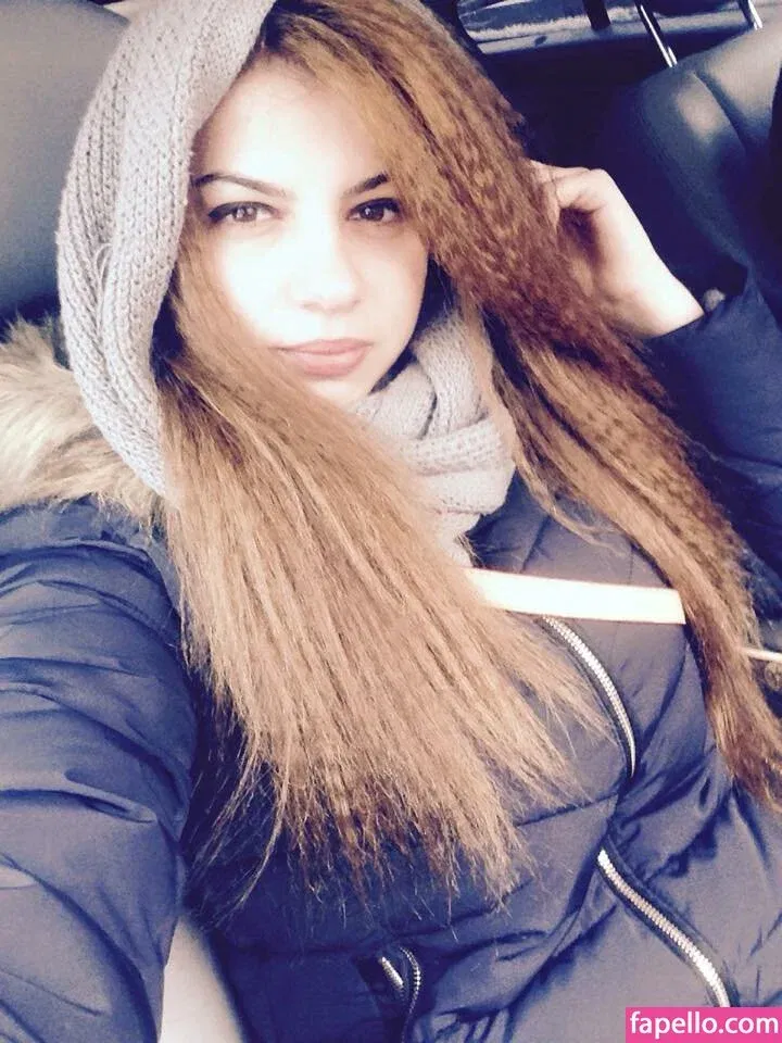 Roberta Ptru Onlyfans Photo Gallery 