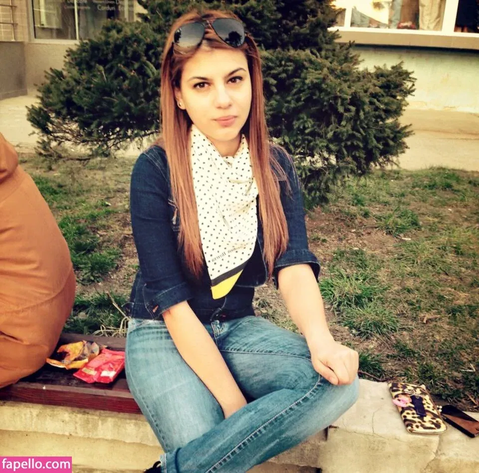 Roberta Ptru Onlyfans Photo Gallery 