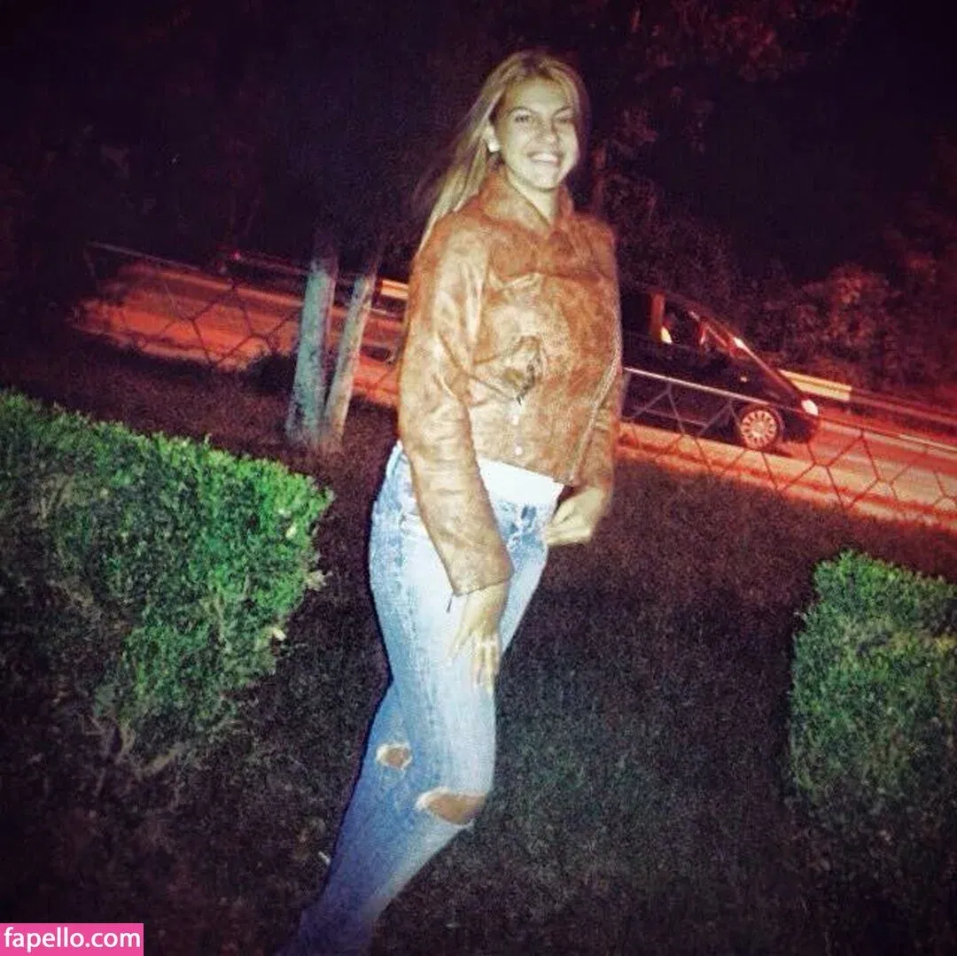 Roberta Ptru Onlyfans Photo Gallery 