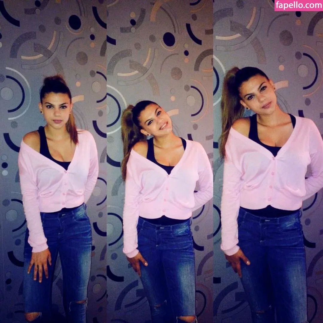 Roberta Ptru Onlyfans Photo Gallery 