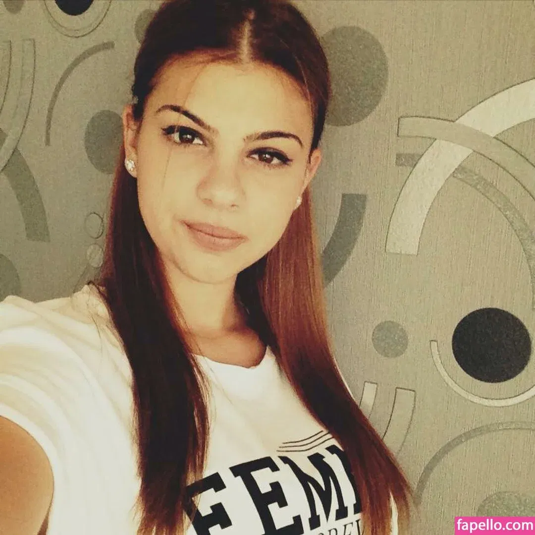 Roberta Ptru Onlyfans Photo Gallery 