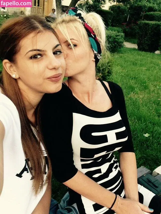 Roberta Ptru Onlyfans Photo Gallery 