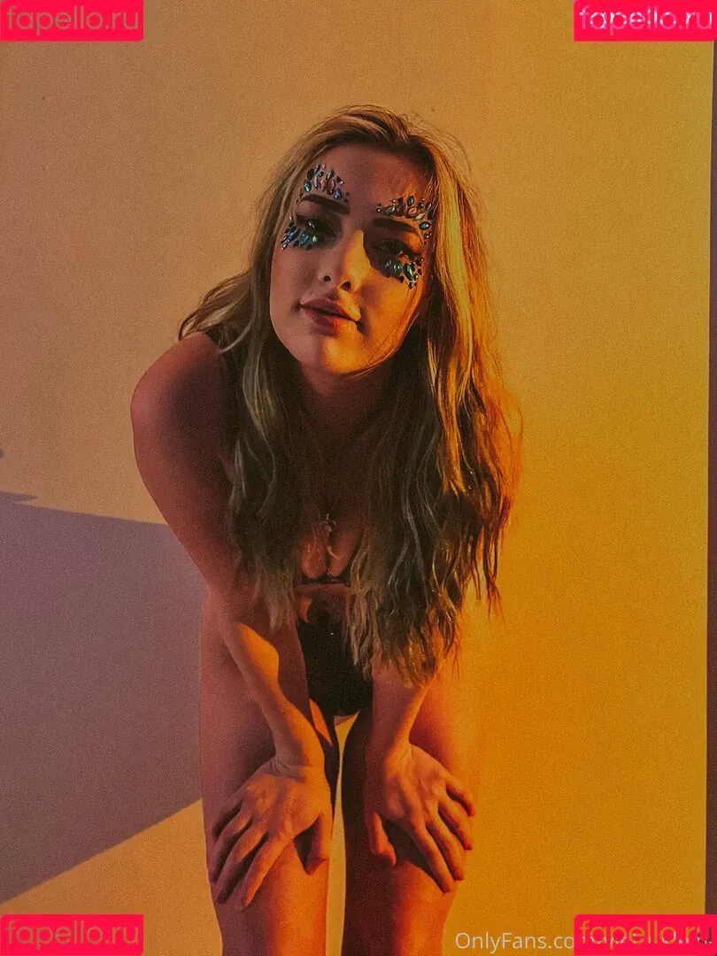 Vielzuklein_ Onlyfans Photo Gallery 