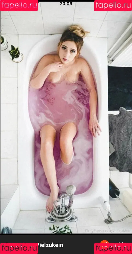 Vielzuklein_ Onlyfans Photo Gallery 