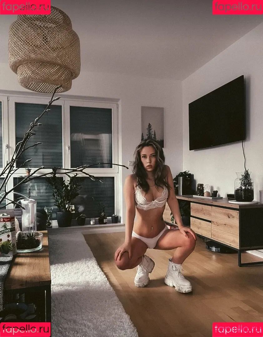 Vielzuklein_ Onlyfans Photo Gallery 