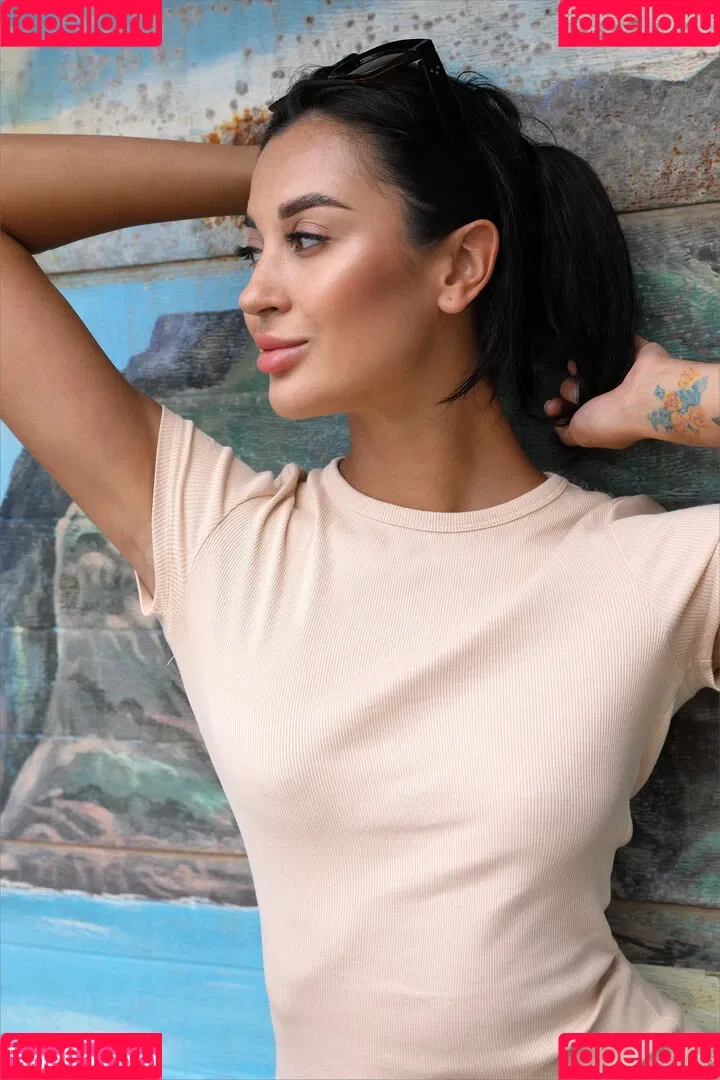 Aria Star Onlyfans Photo Gallery 
