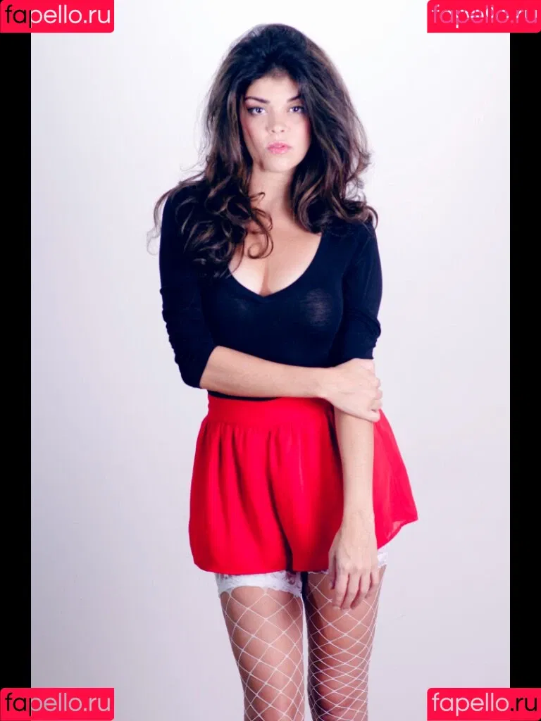 wcoastmelena Onlyfans Photo Gallery 